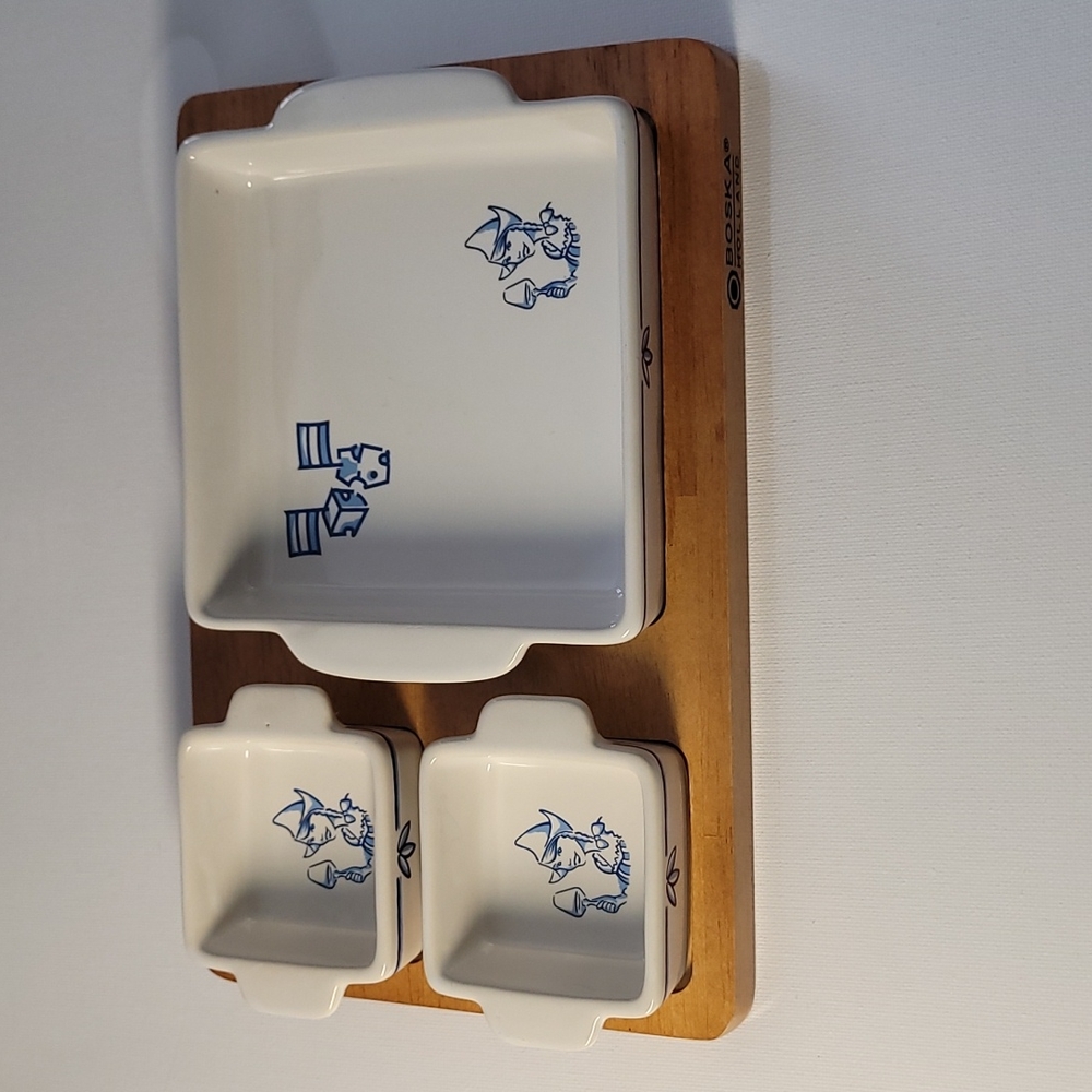 (#1) Boska holland tapas cheese cup and mahogany wood tray
